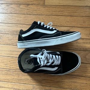 old skool classic low top vans
